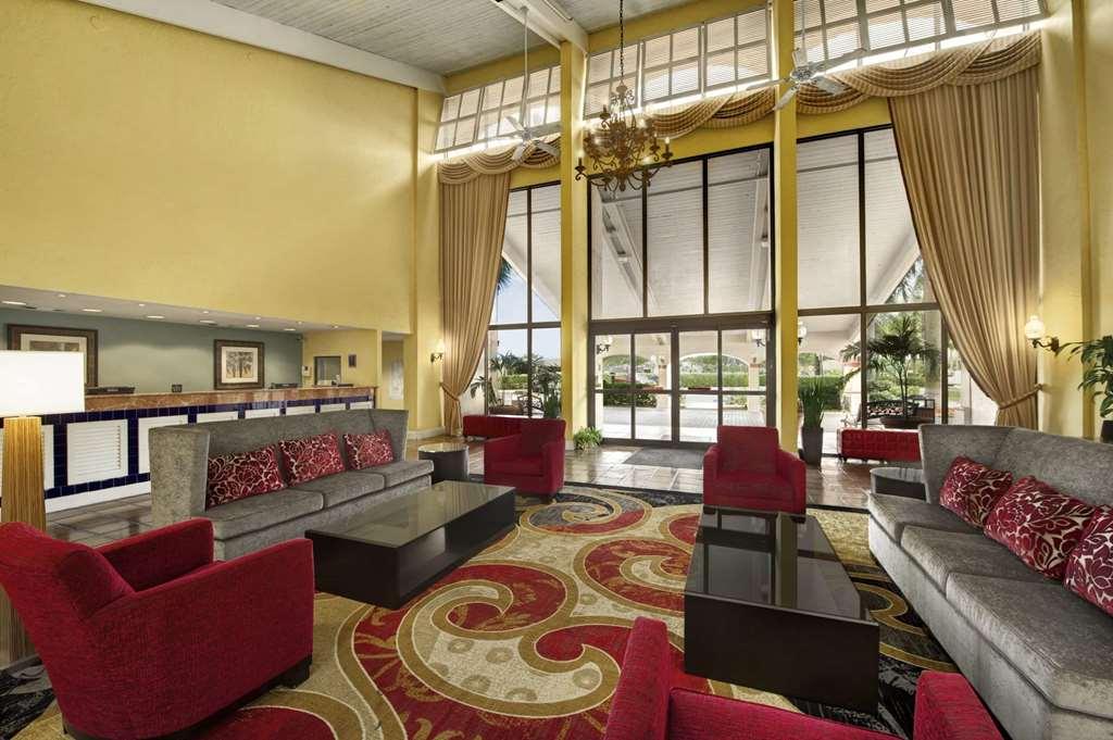 Ramada By Wyndham West Palm Beach Airport Interior foto