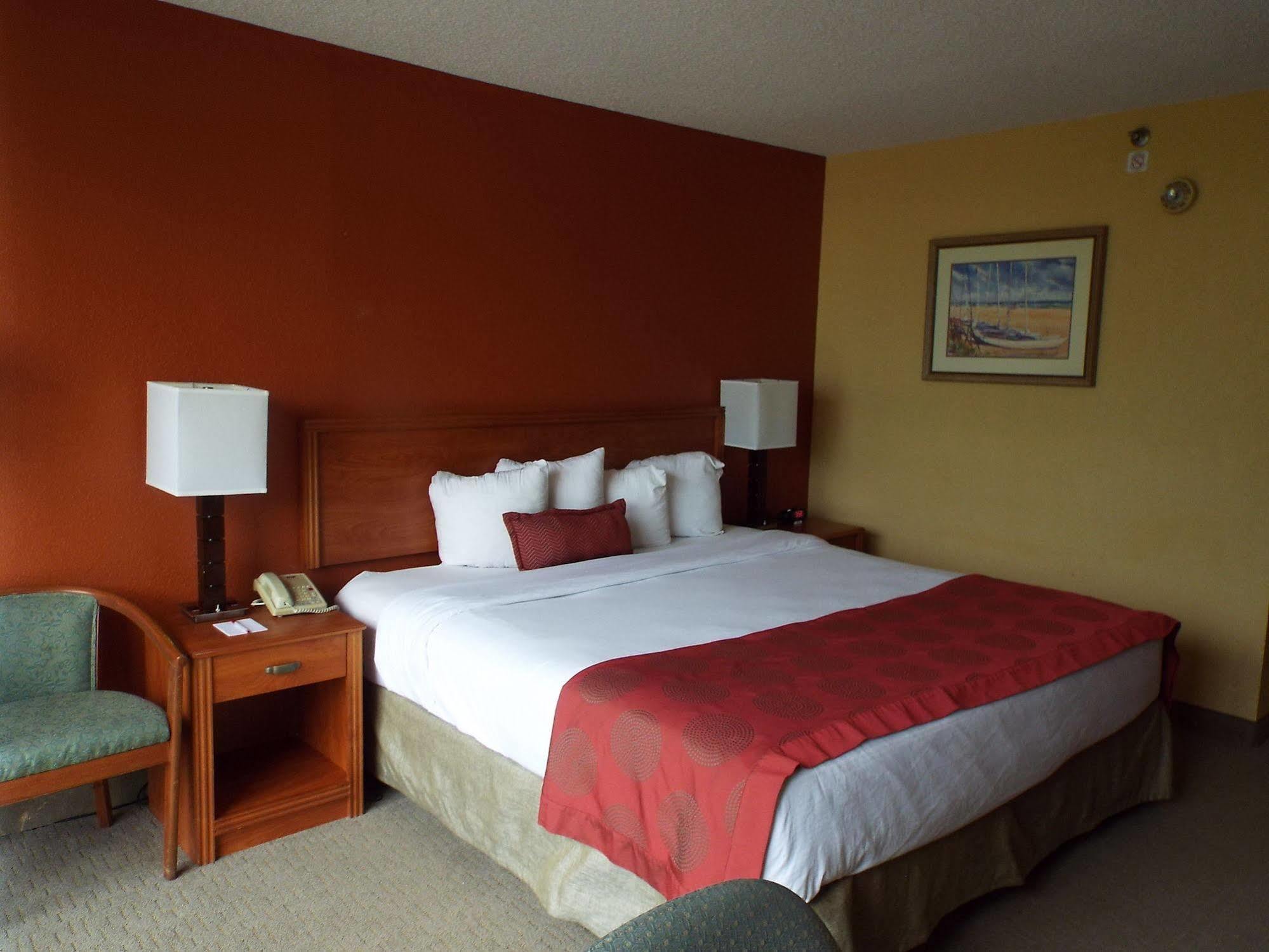 Ramada By Wyndham West Palm Beach Airport Exterior foto